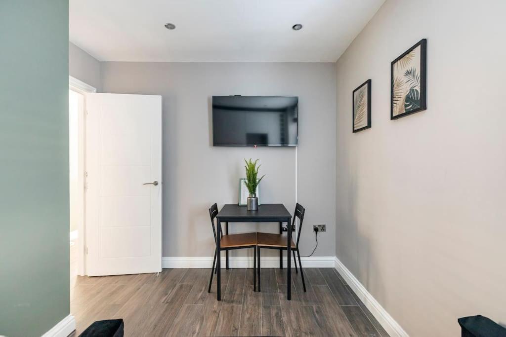 Beautiful Brighton Apartment, 5Min Walk To Beach Dış mekan fotoğraf
